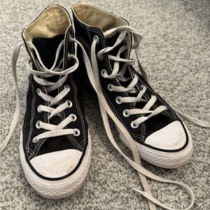 Chuck Taylor All Star High-Top Sneaker size 7.5 women’s/5.5mens black